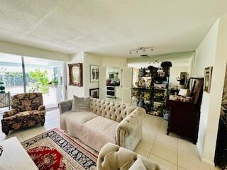 936 SW 37th Court SW