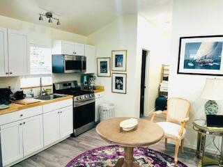 936 SW 37th Court SW