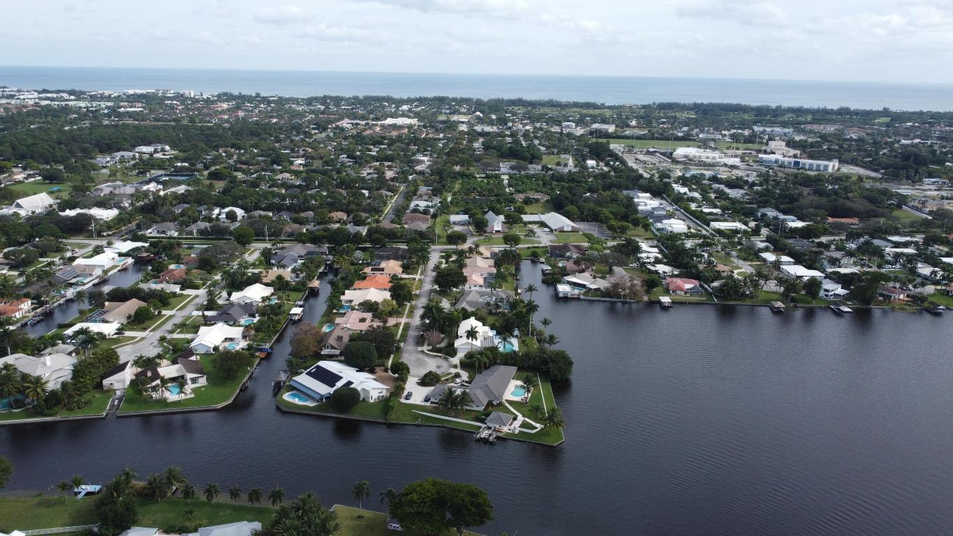 936 SW 37th Court SW