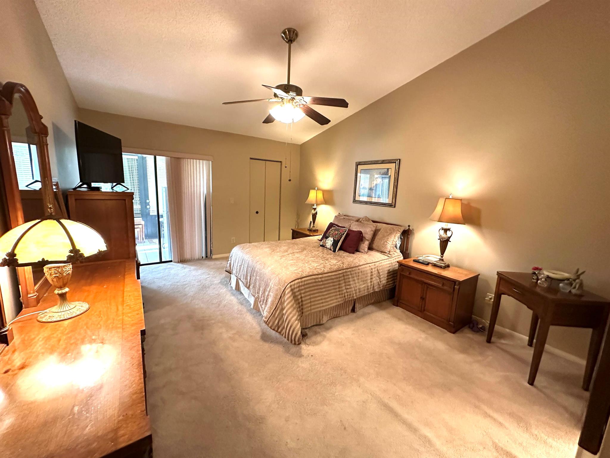4724 Boxwood Circle