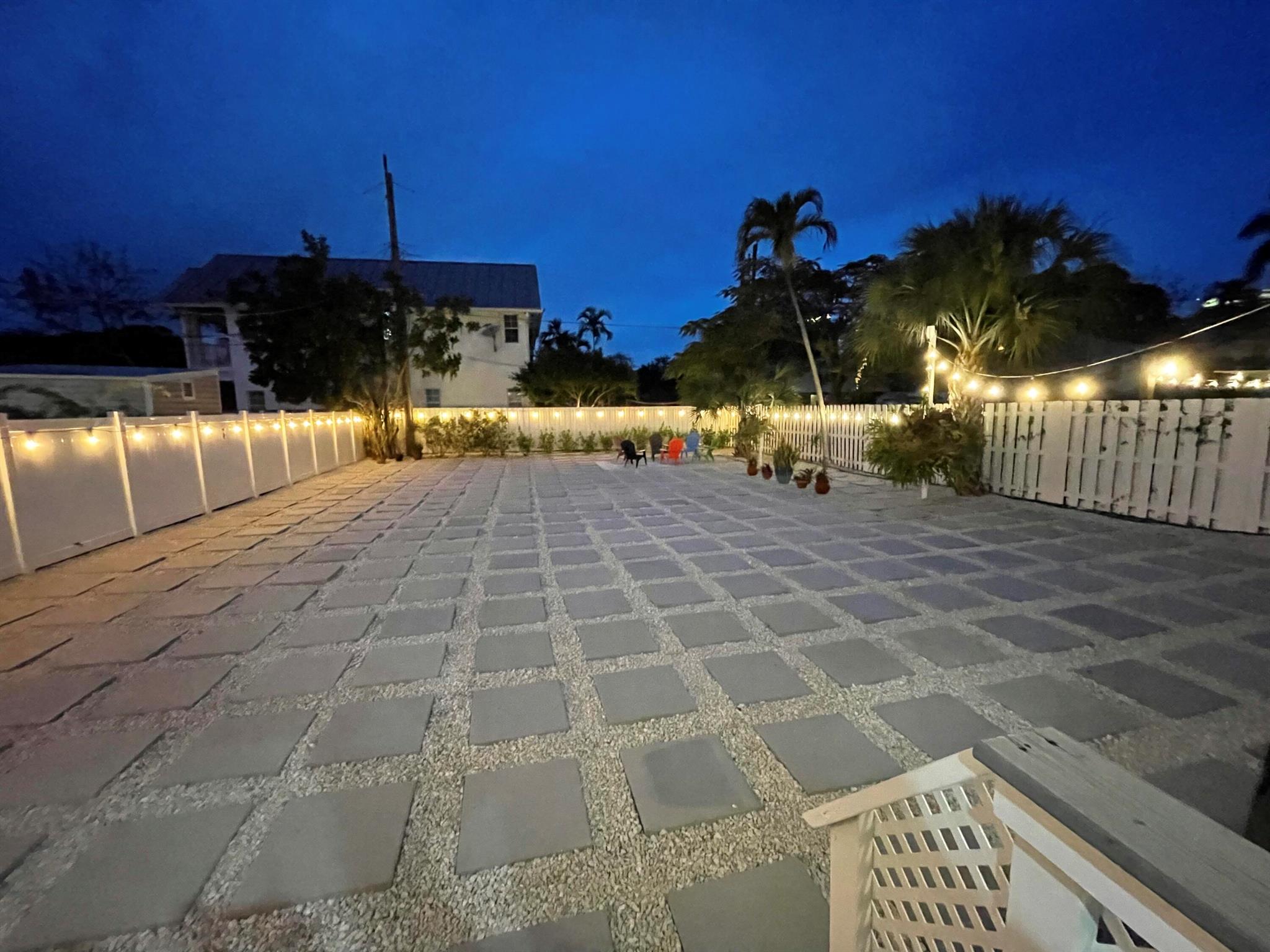 615 SW 9th Street