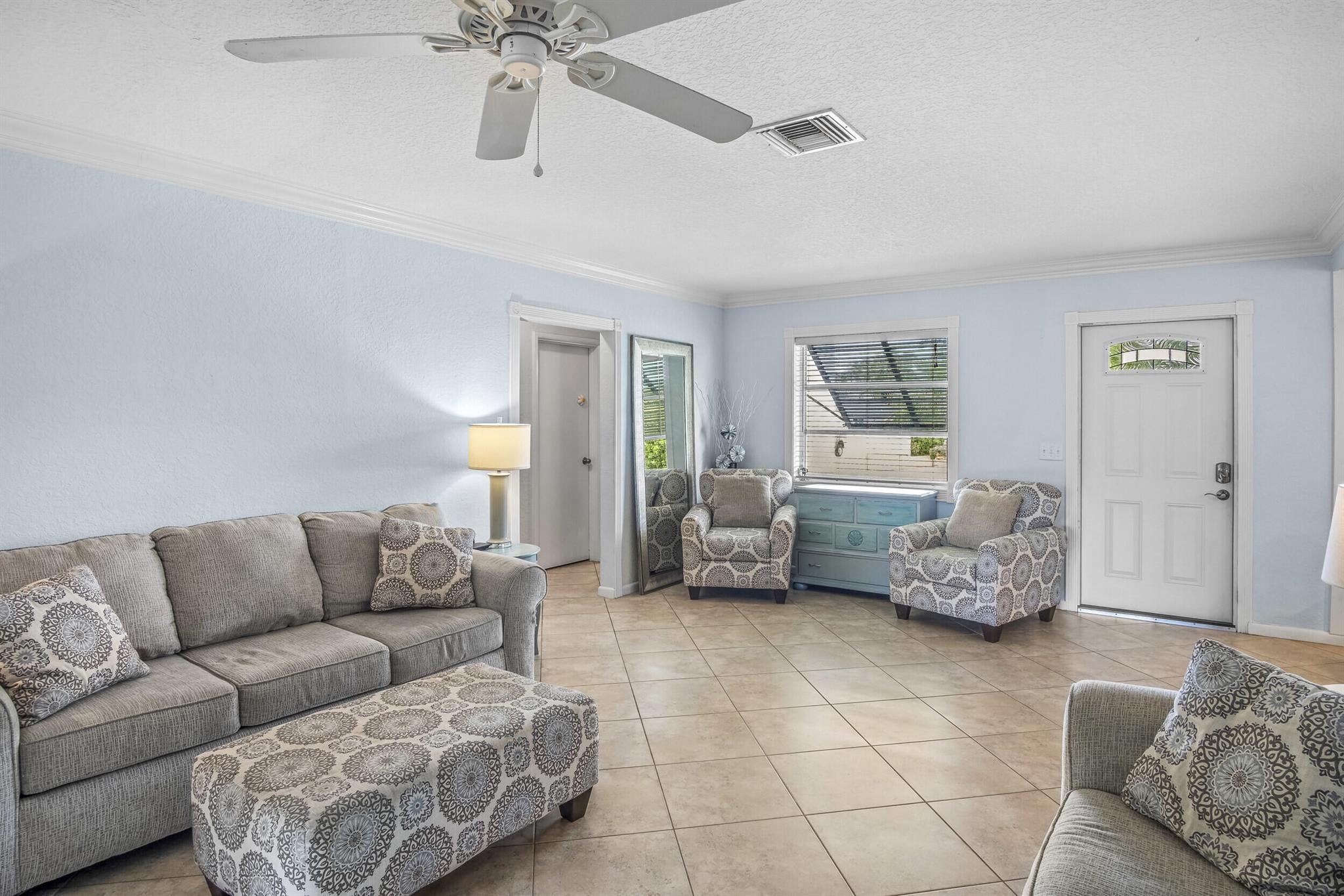 3280 Churchill Drive