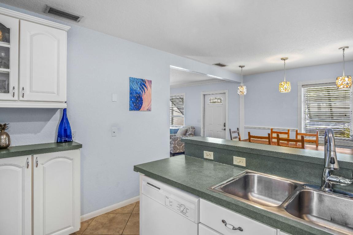 3280 Churchill Drive