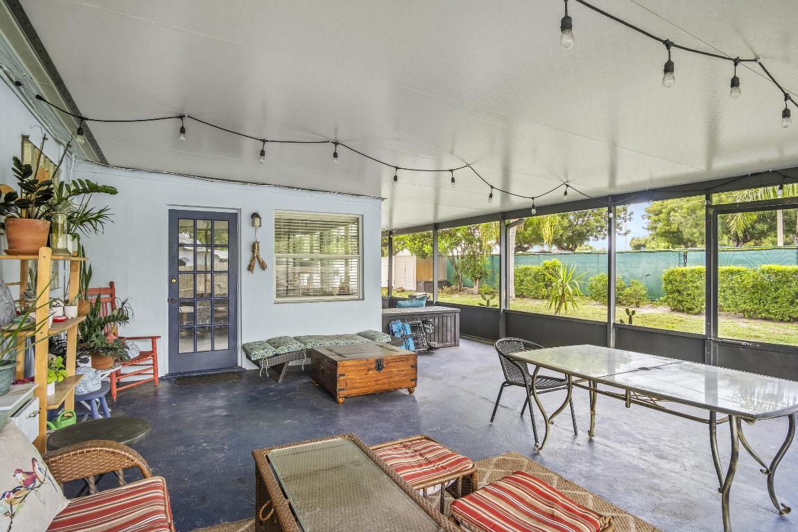 3280 Churchill Drive