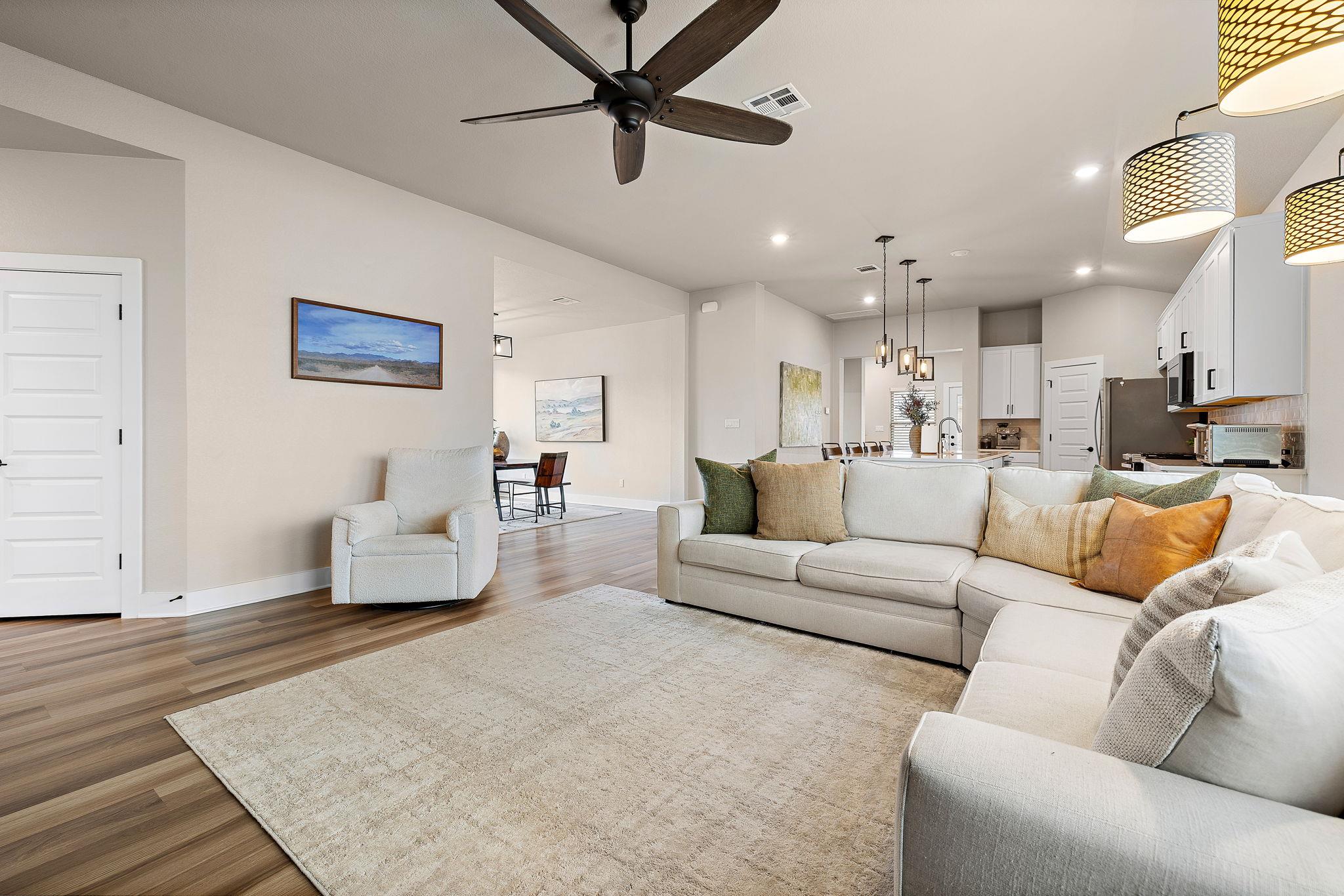 4001 Promontory Point TRL