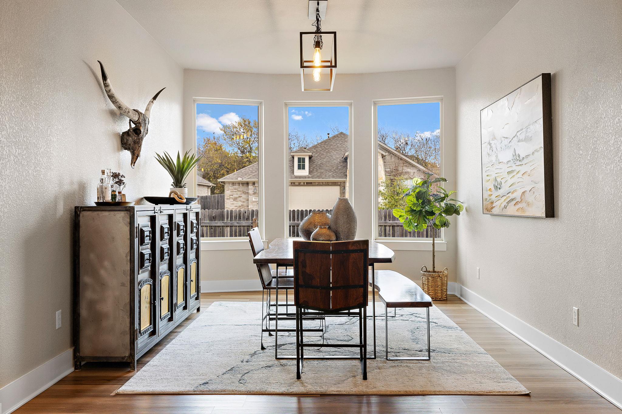 4001 Promontory Point TRL