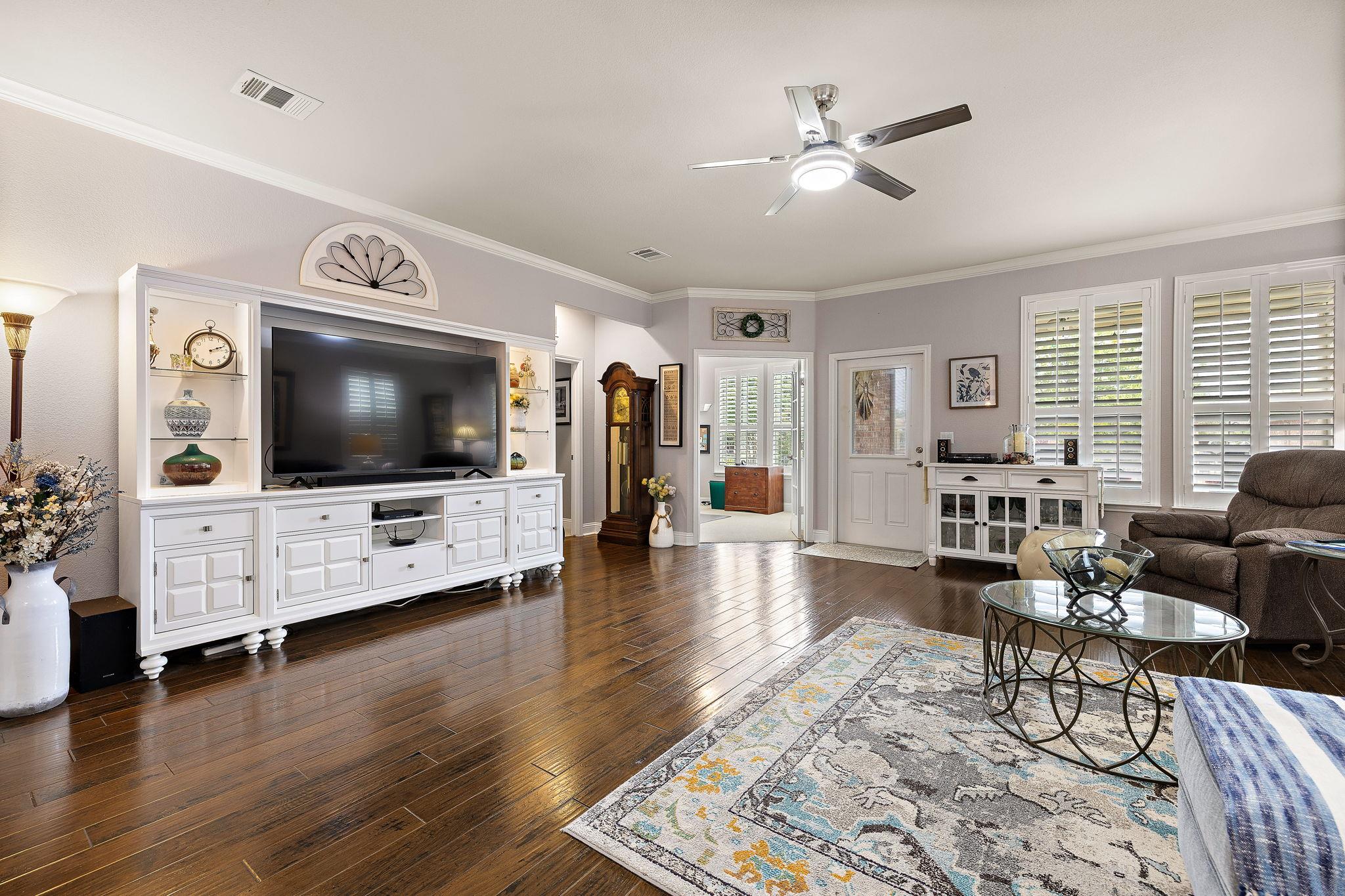 101 Copperas Creek CV