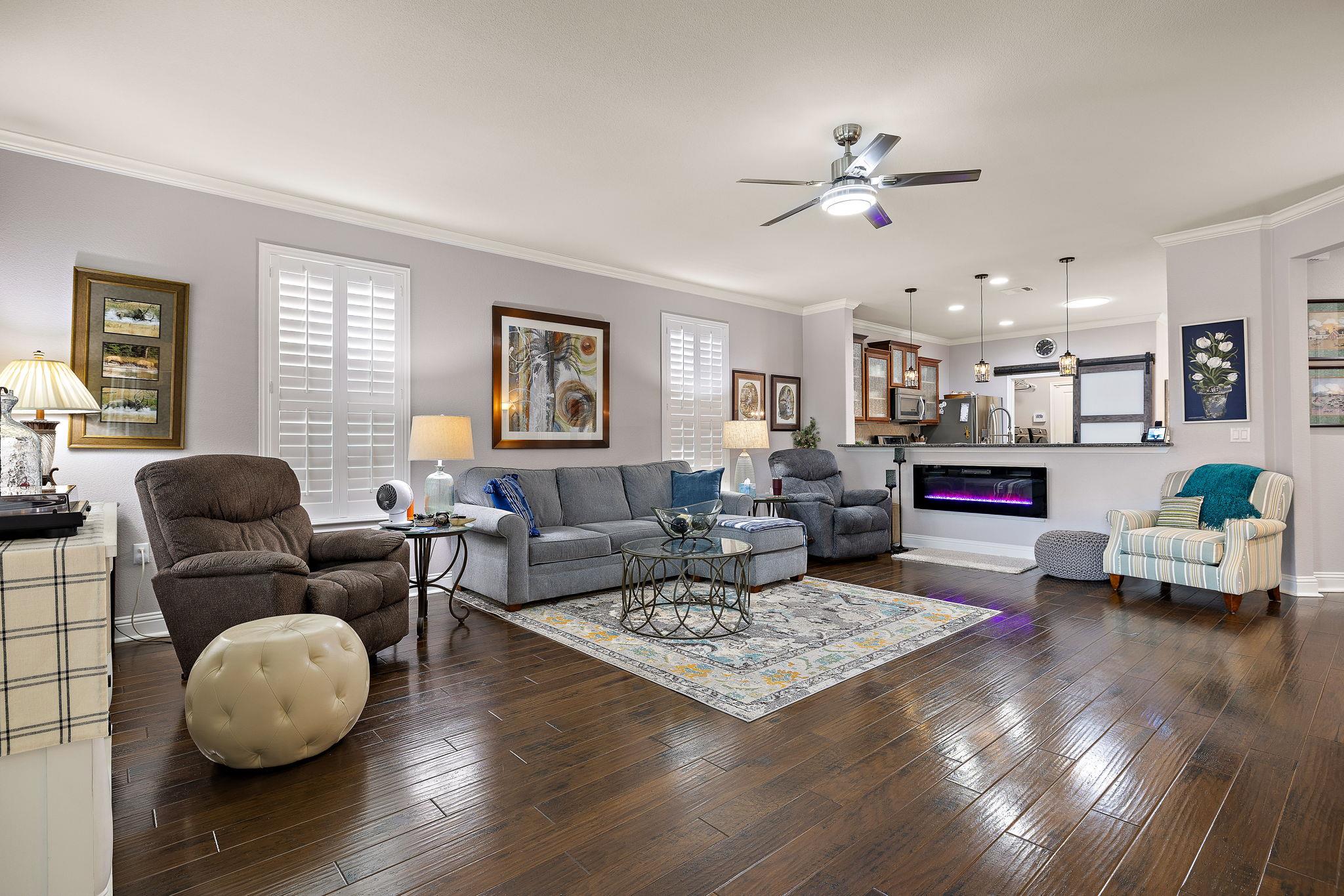 101 Copperas Creek CV