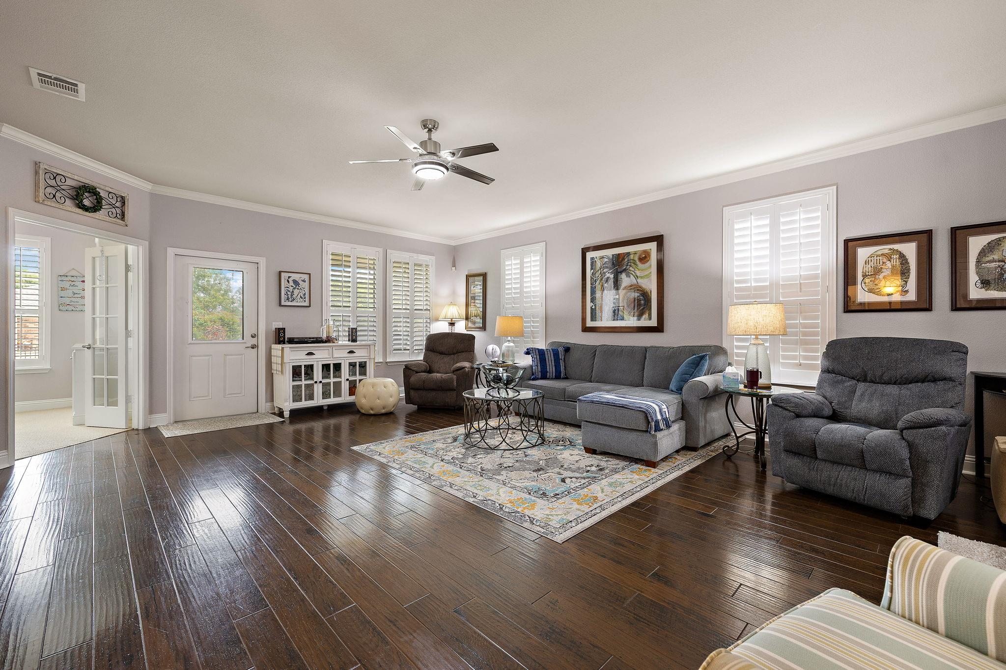 101 Copperas Creek CV