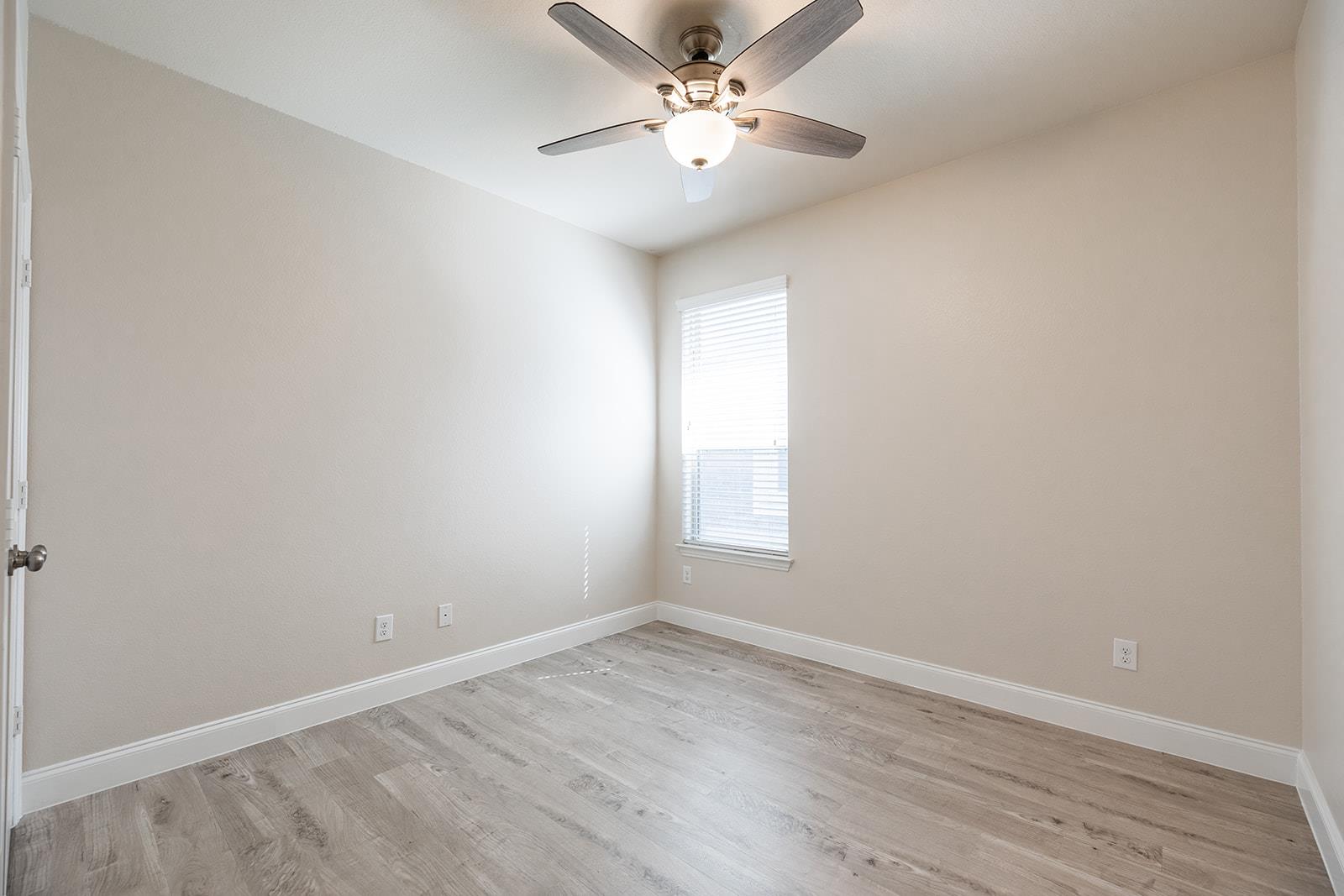 2517 Auburn Chestnut LN