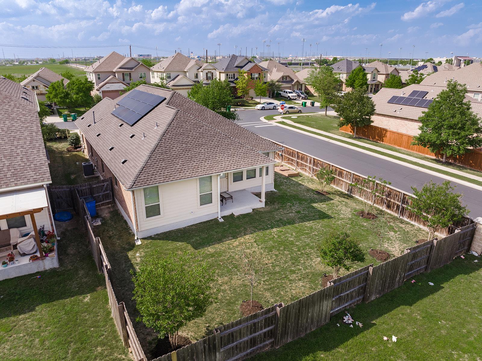 2517 Auburn Chestnut LN