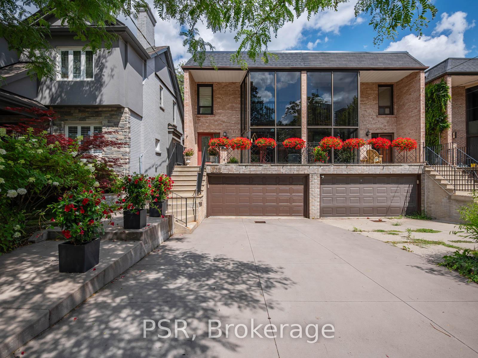 128 St Clements Avenue, Toronto C03