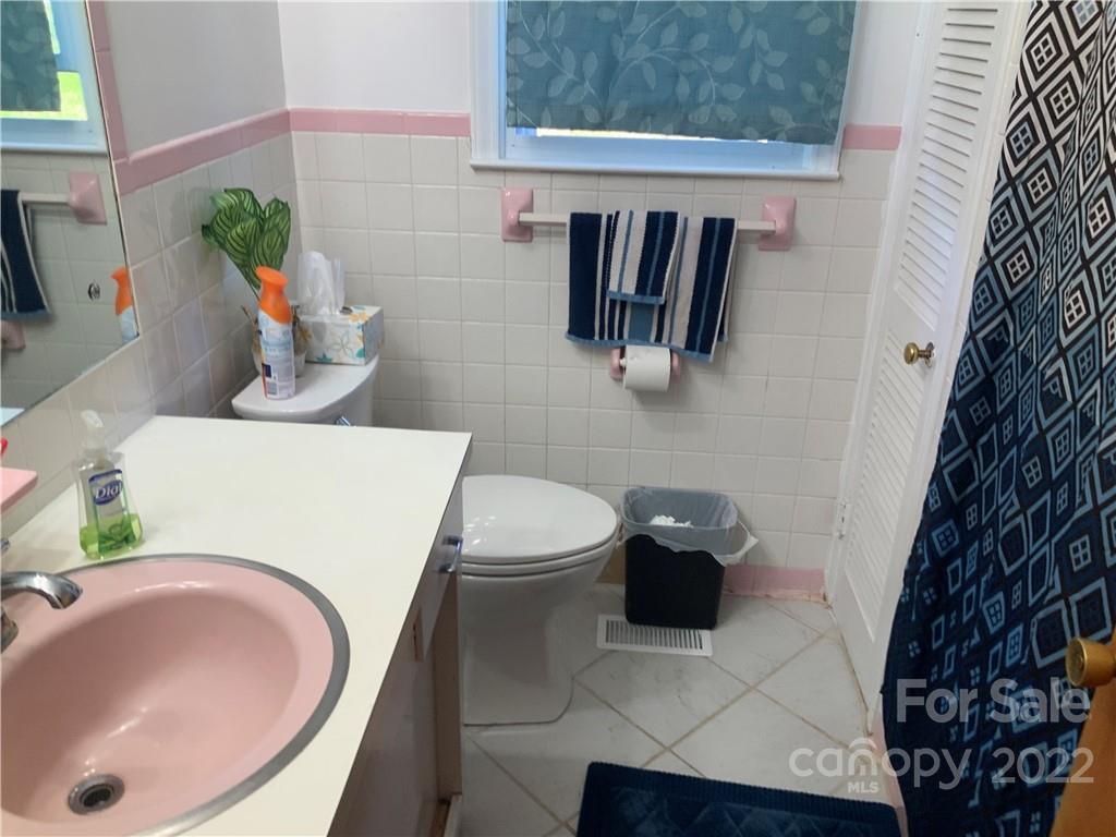 3357 New Leicester Highway