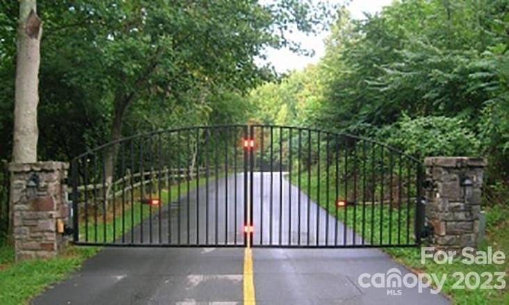 9999 DJ Drive Unit: 323