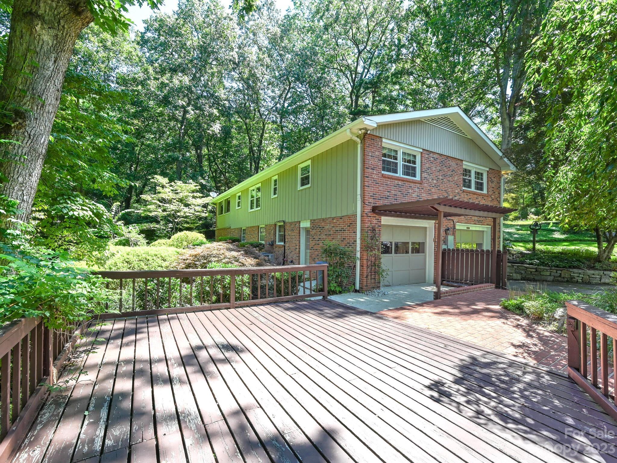 131 Brightwater Heights Drive