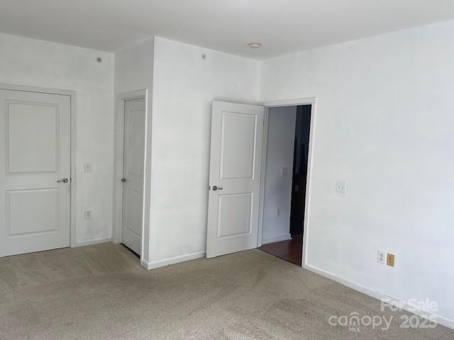 202 Brickton Village Circle Unit: 305