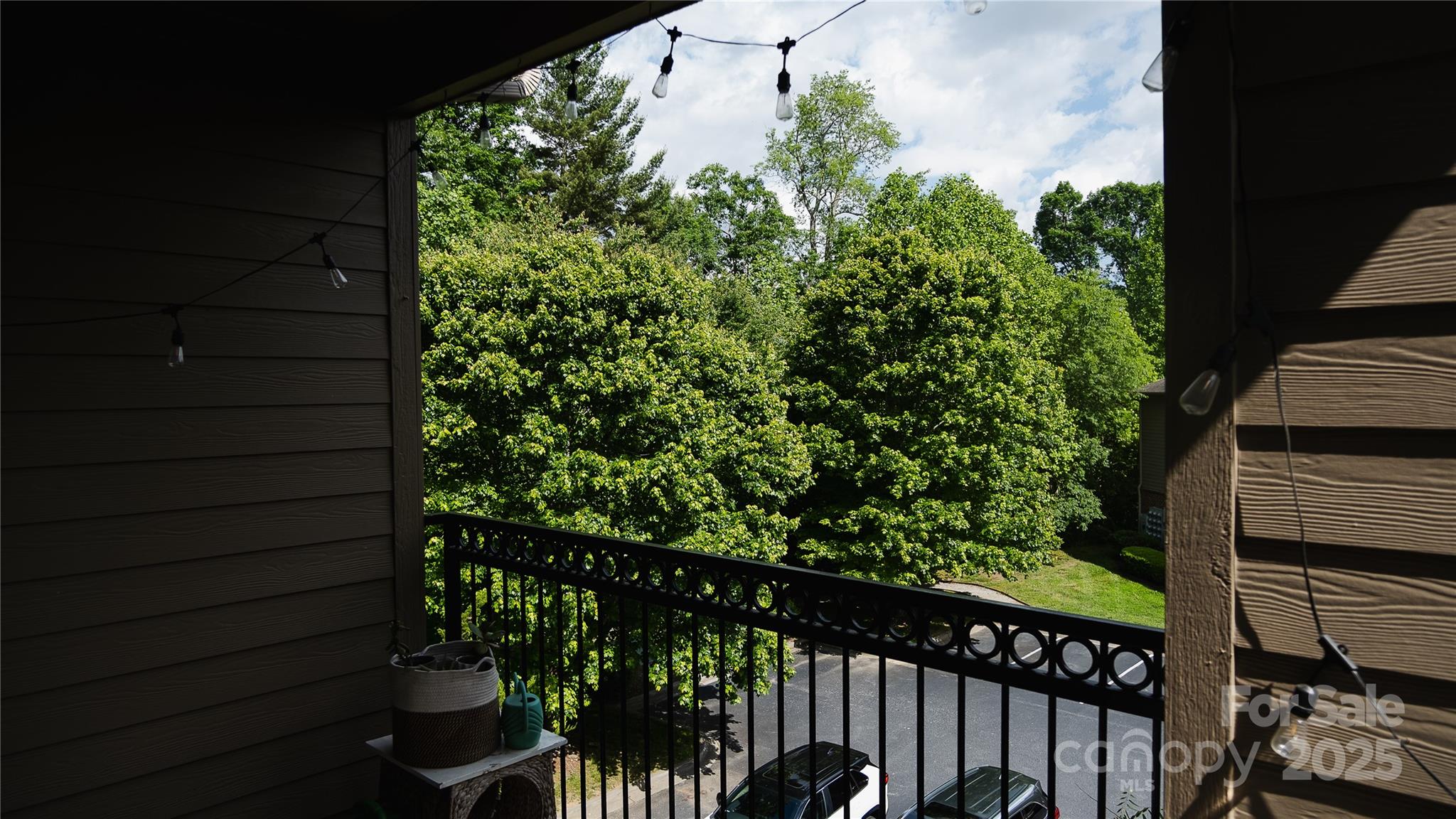 202 Brickton Village Circle Unit: 305