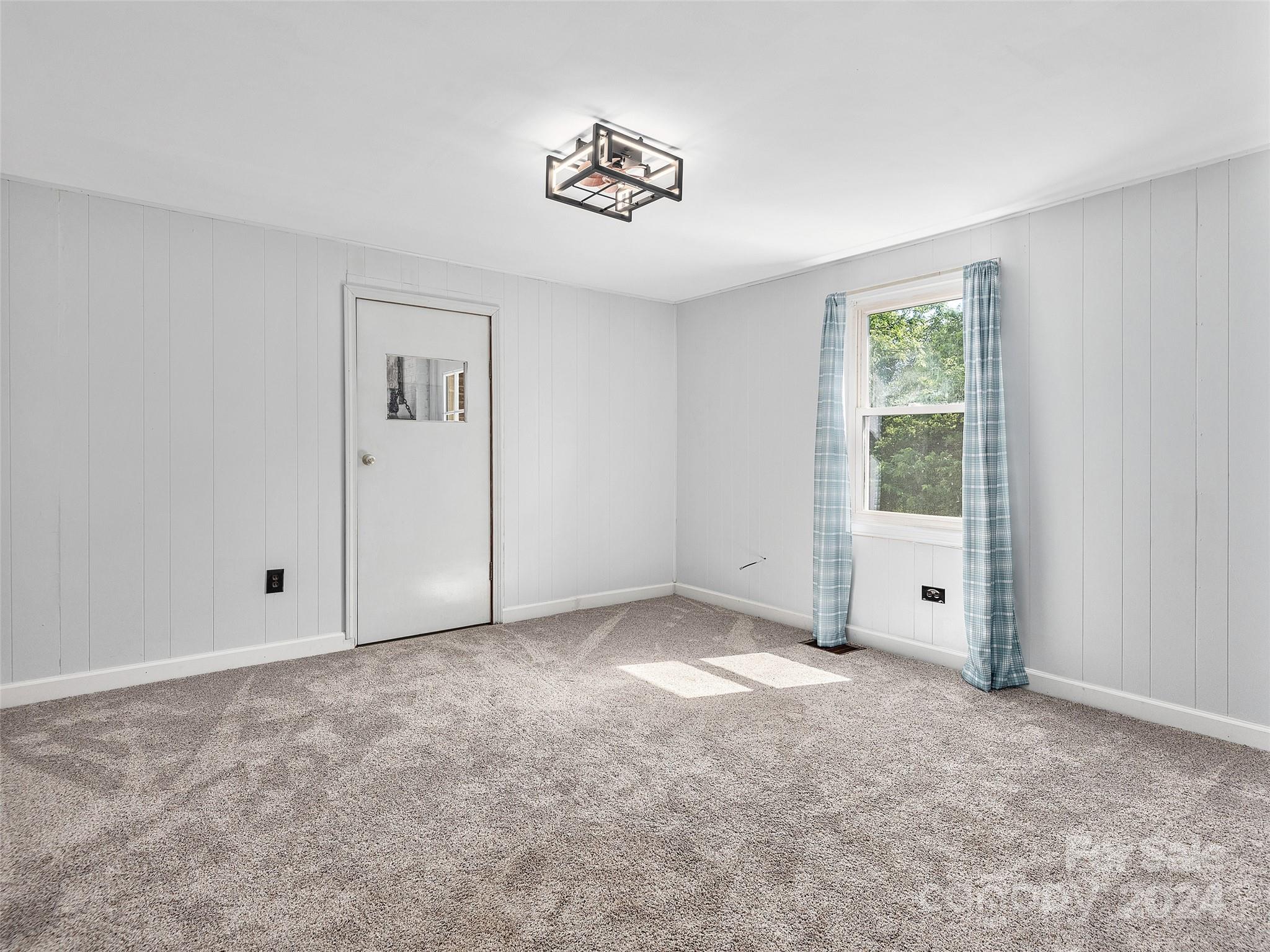 534 Oak Grove Road