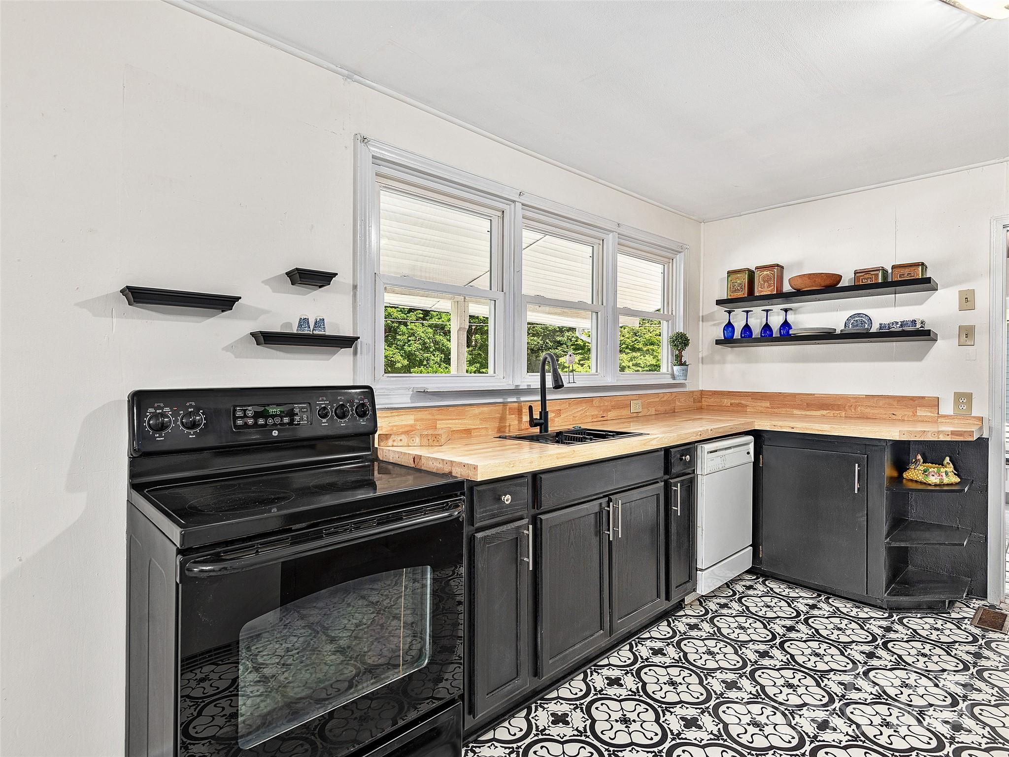 534 Oak Grove Road