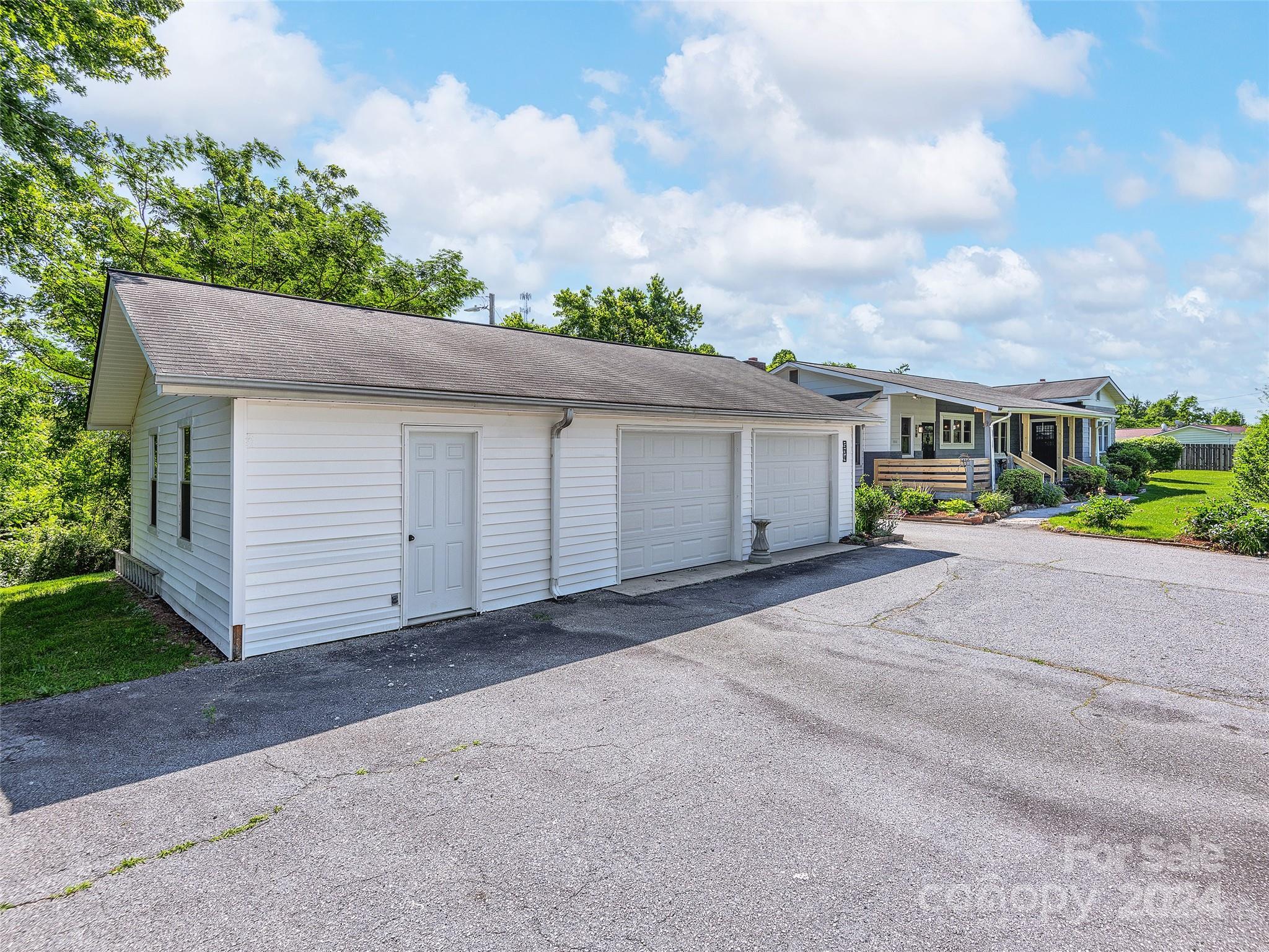 534 Oak Grove Road