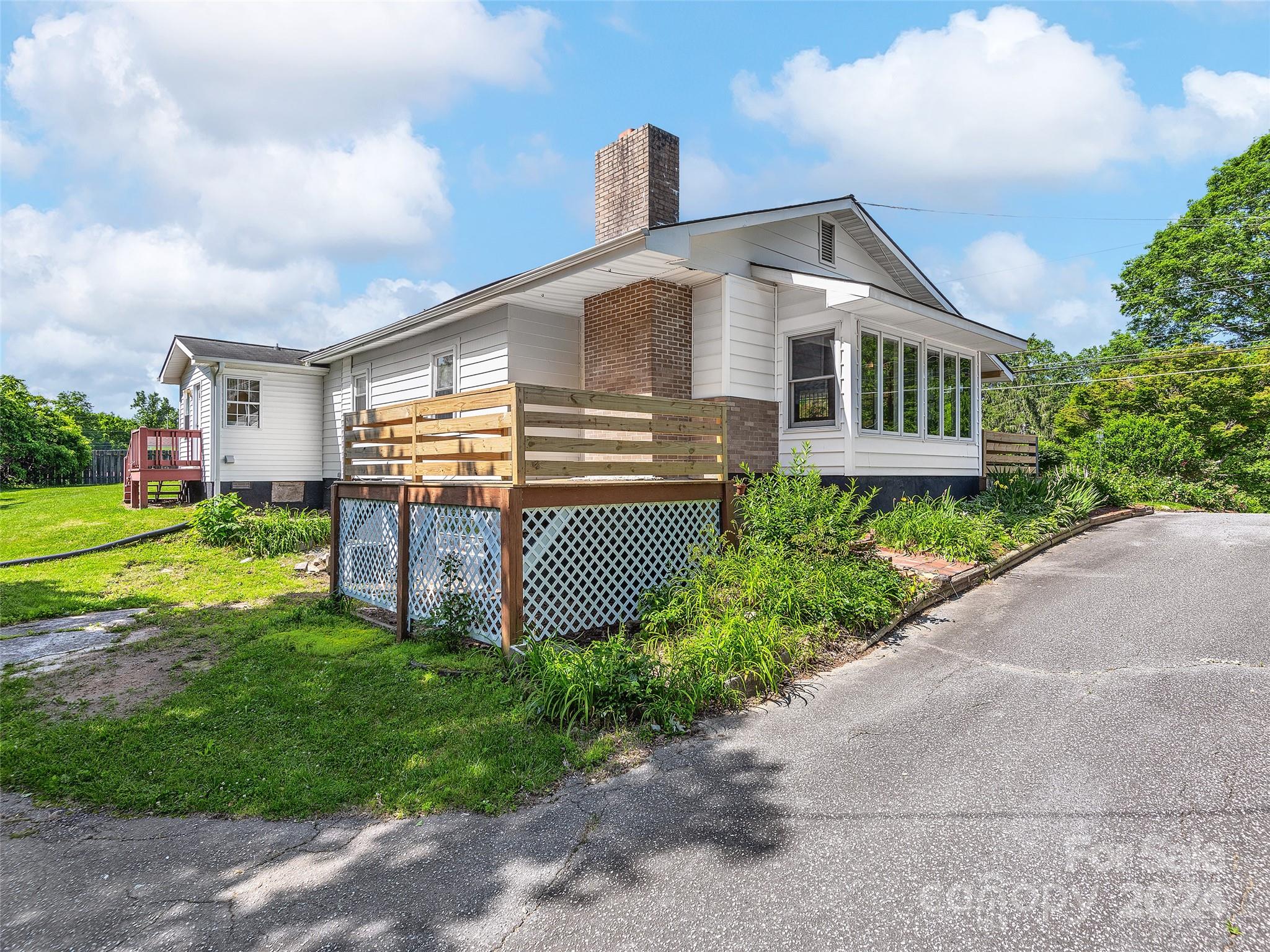 534 Oak Grove Road