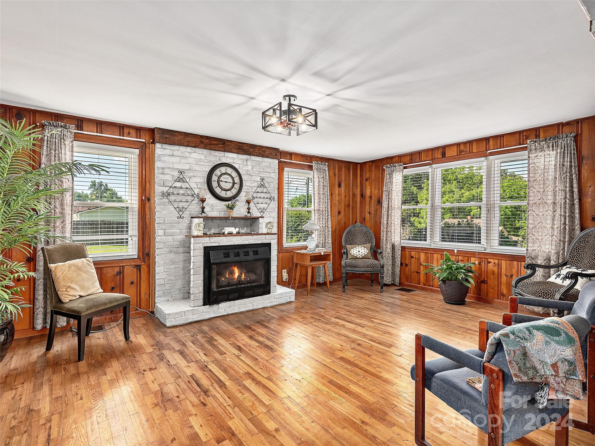 534 Oak Grove Road