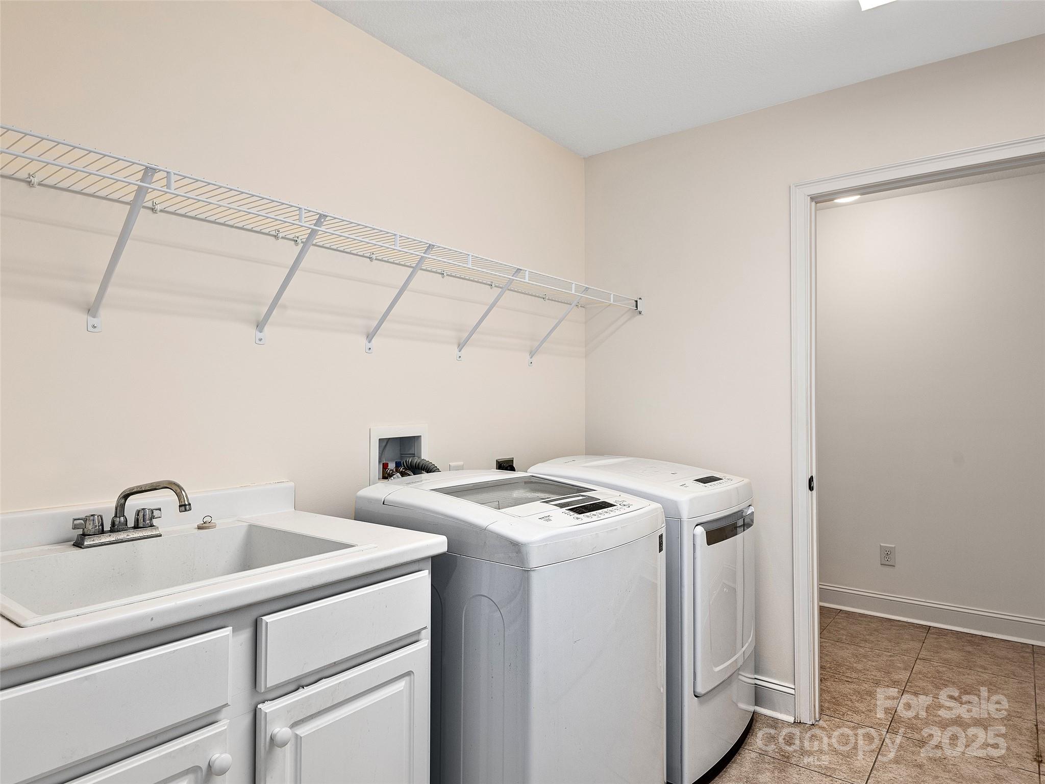 354 Summerfield Place