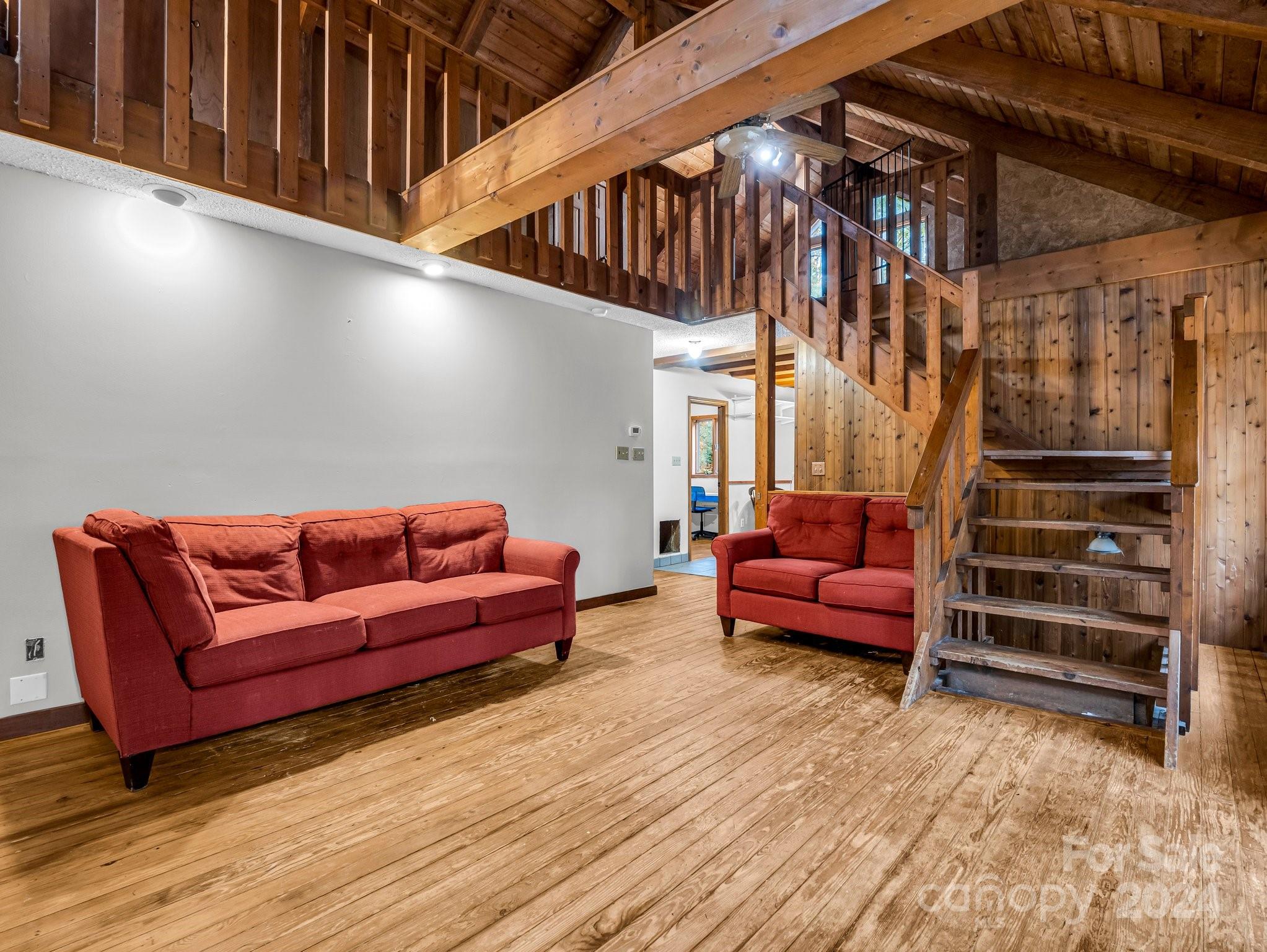 52 The Old Buggy Road