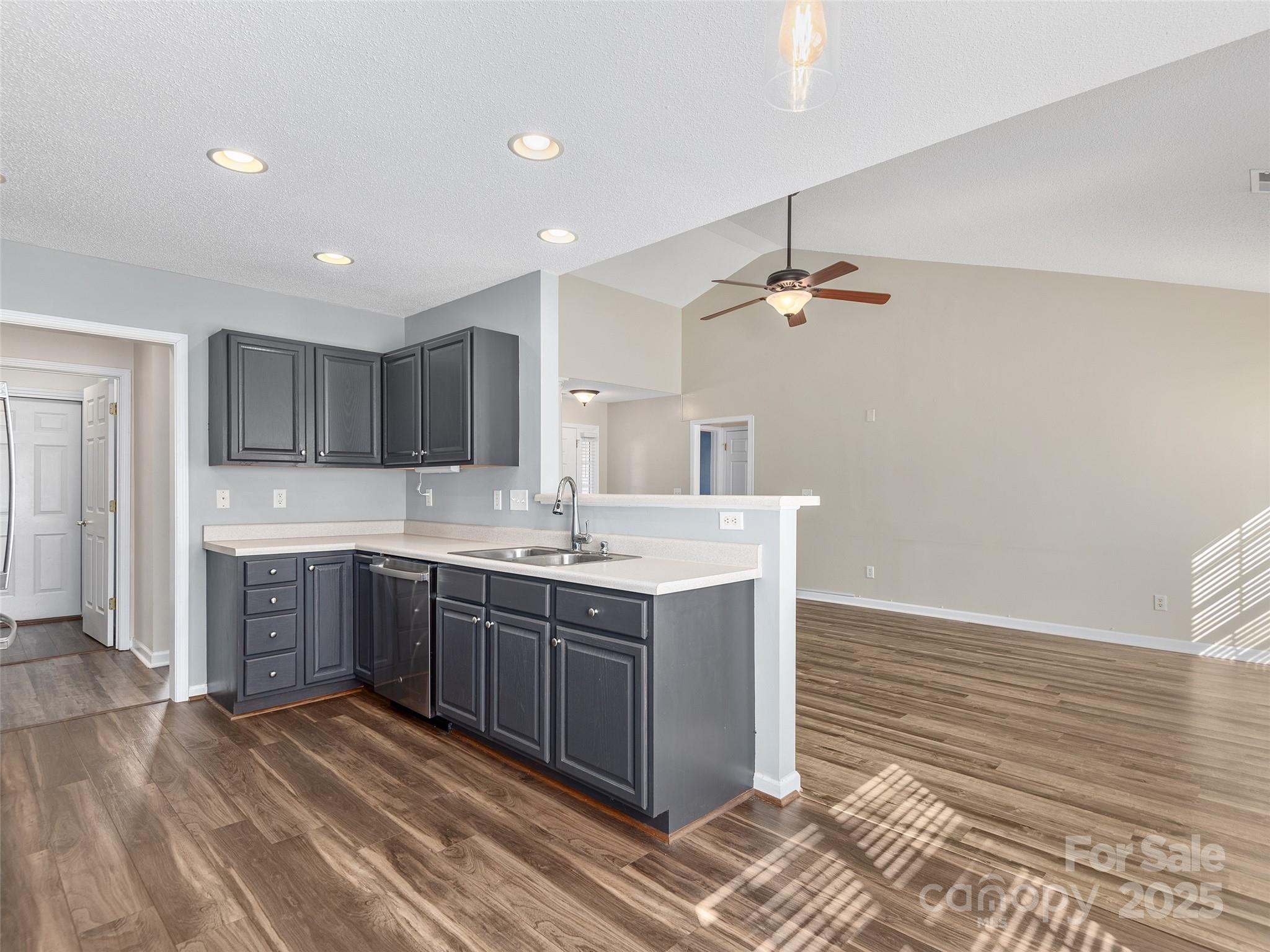 101 Black River Road