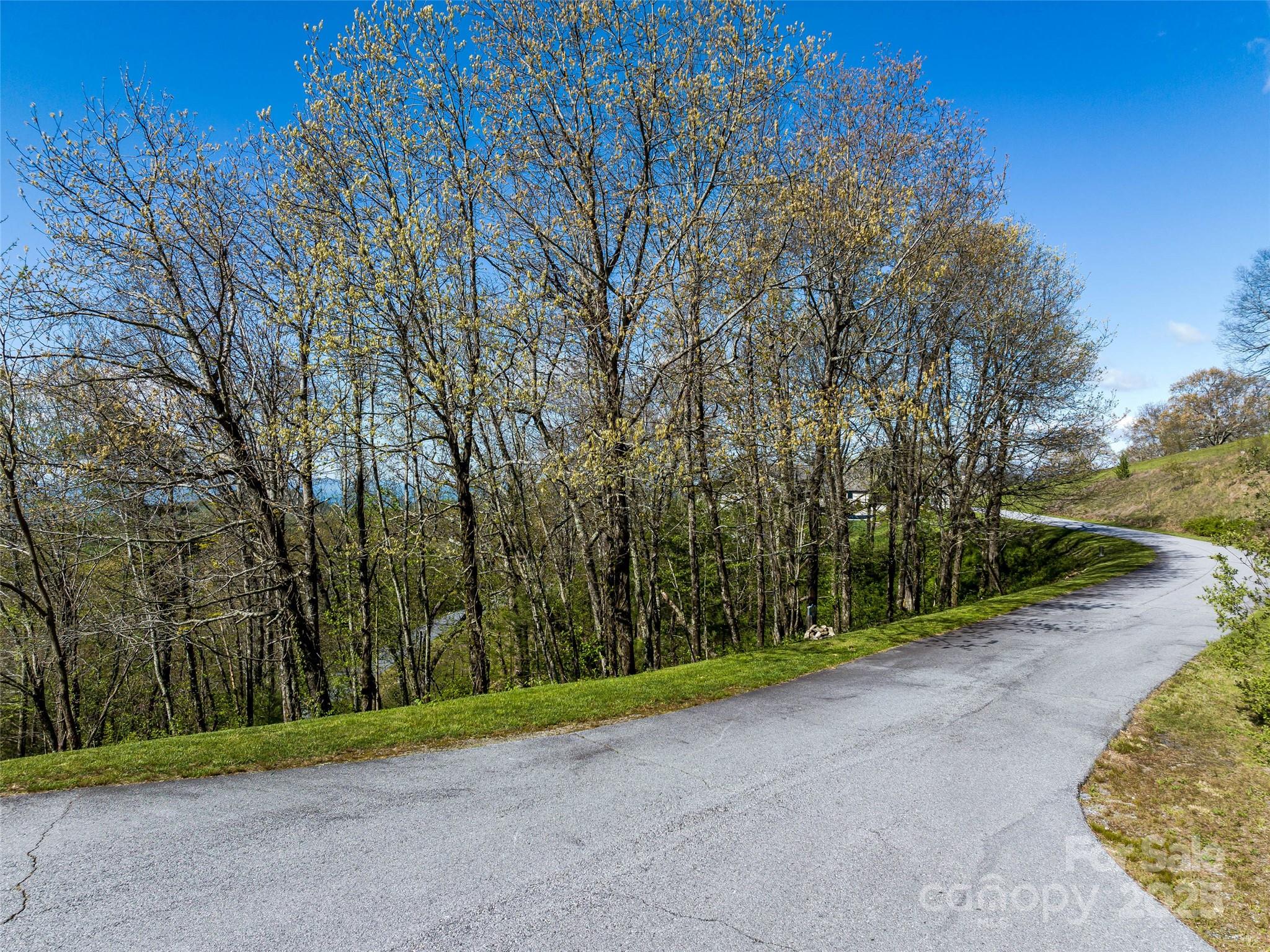 416 Summerset Drive Unit: 83