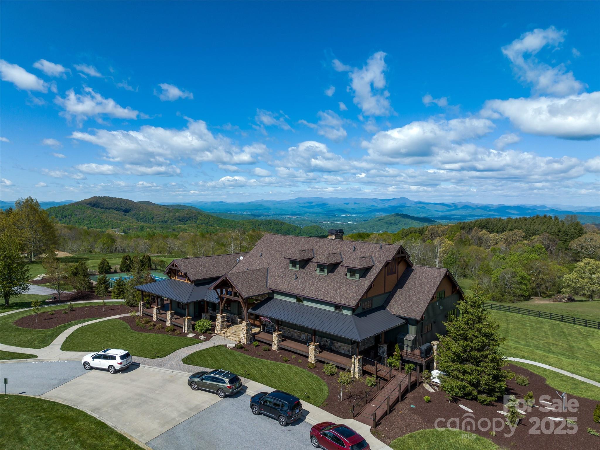 416 Summerset Drive Unit: 83