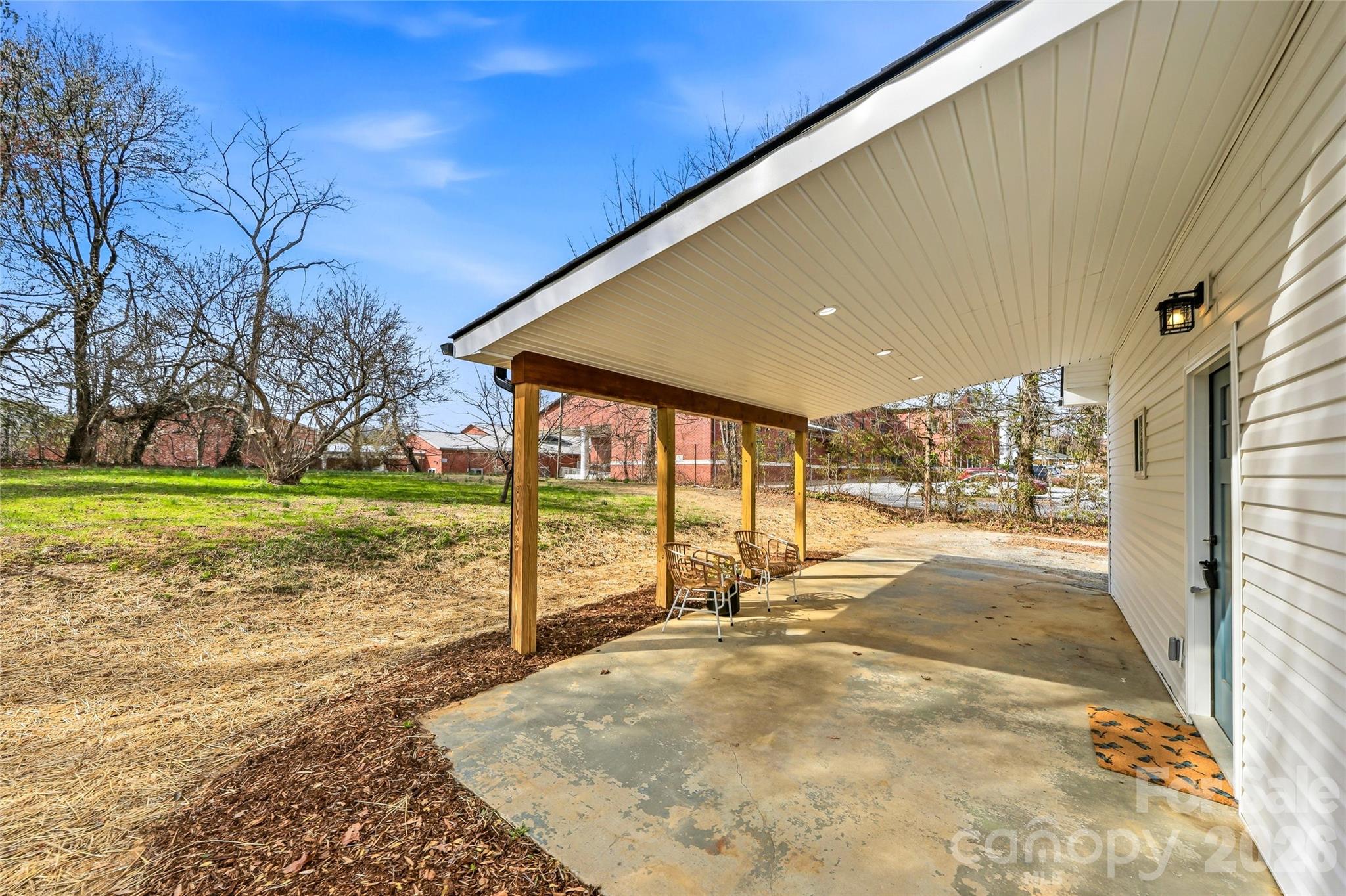 807 N Whitted Street