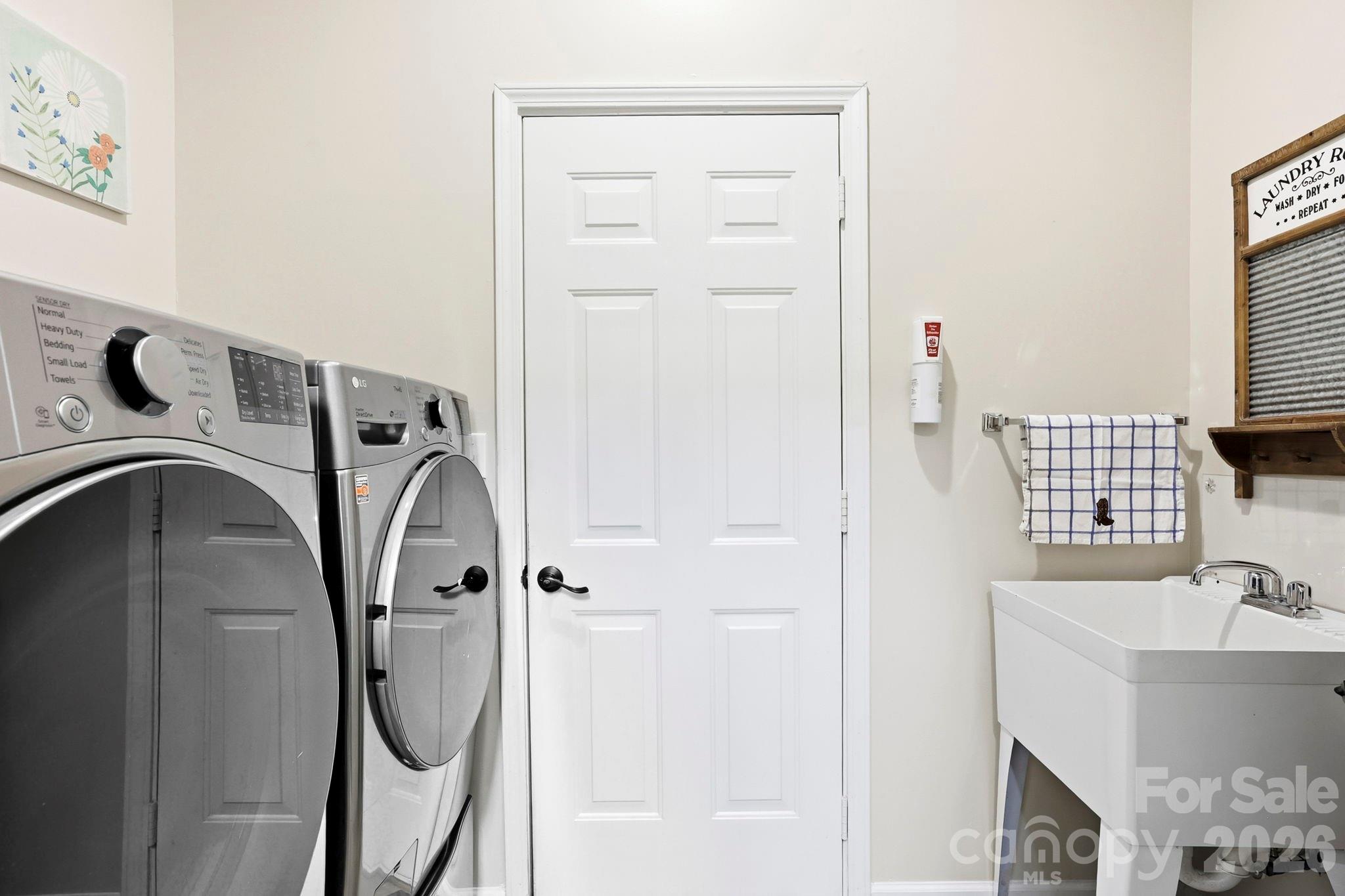 21 Tisha Lane