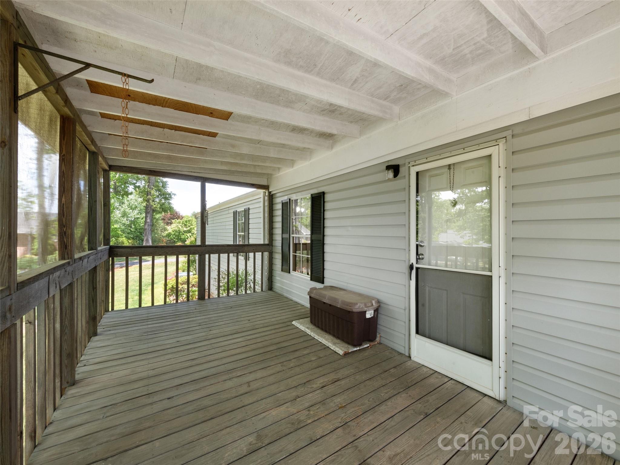 27 Presbyterian Church Road