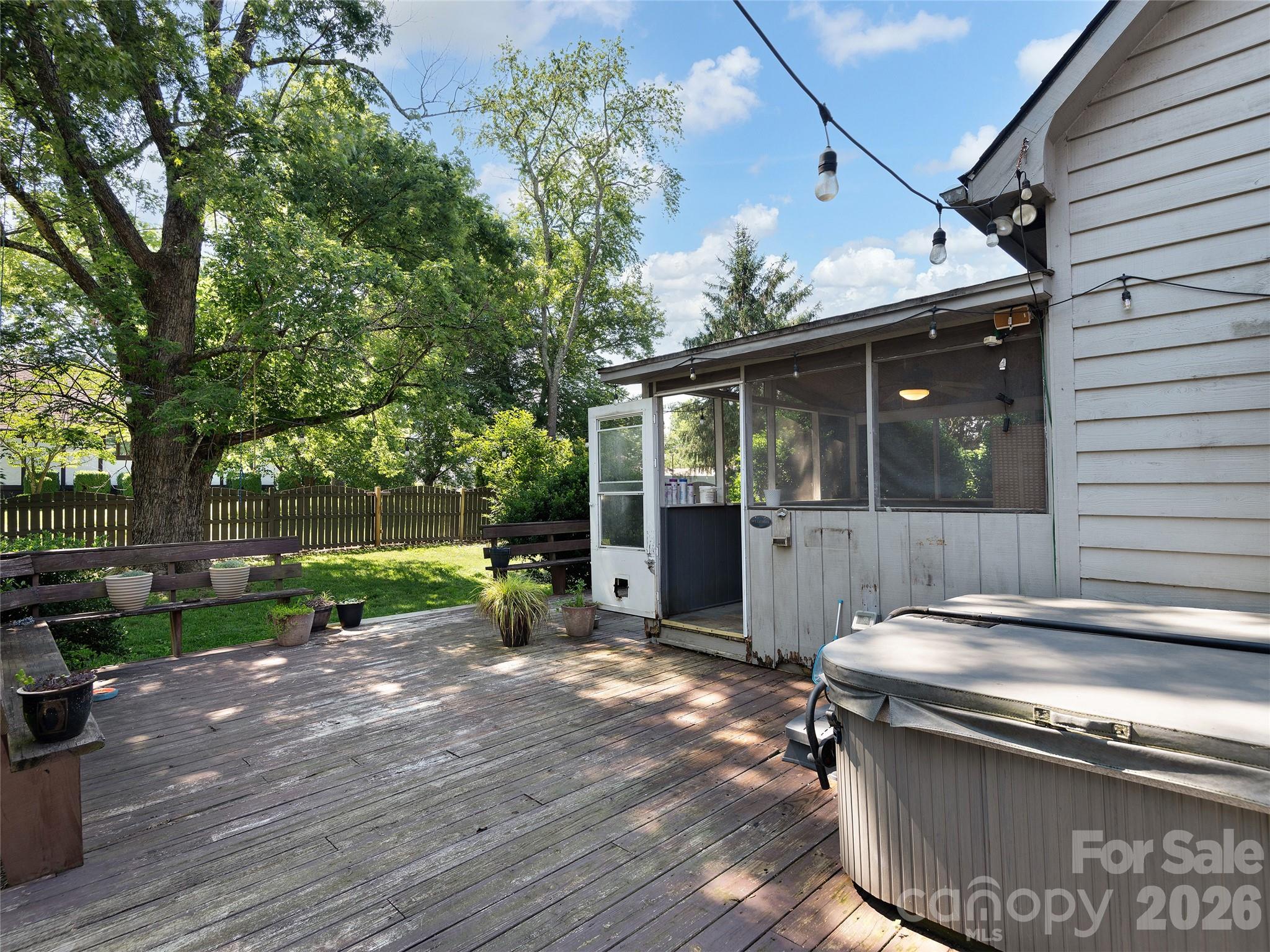 3 Carolewood Drive
