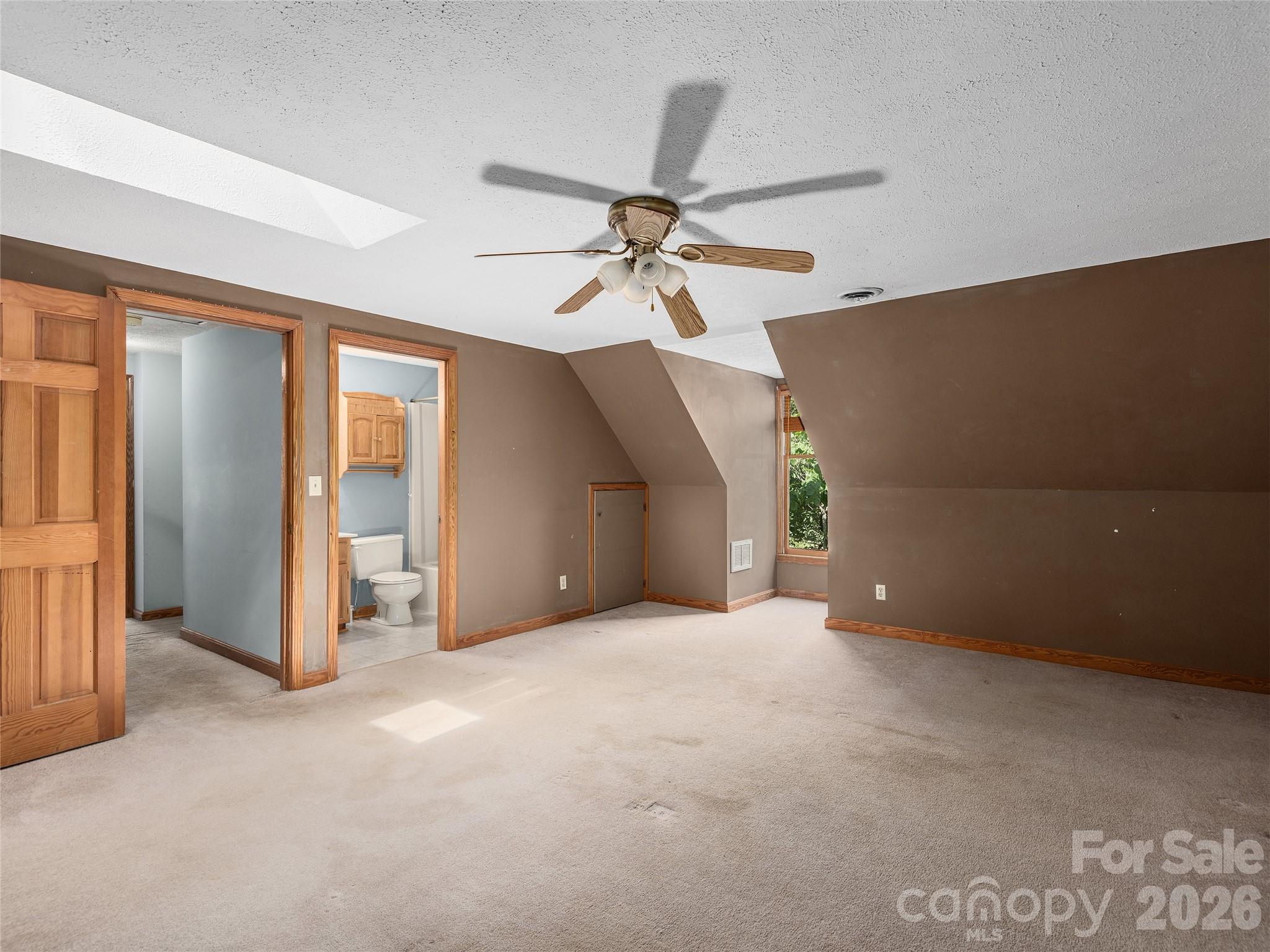 3 Carolewood Drive