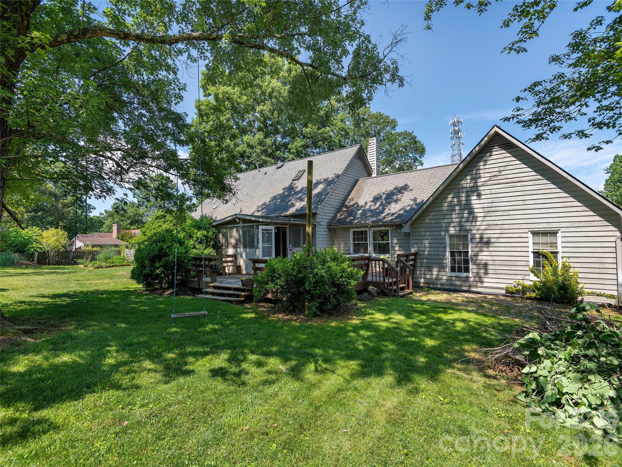 3 Carolewood Drive