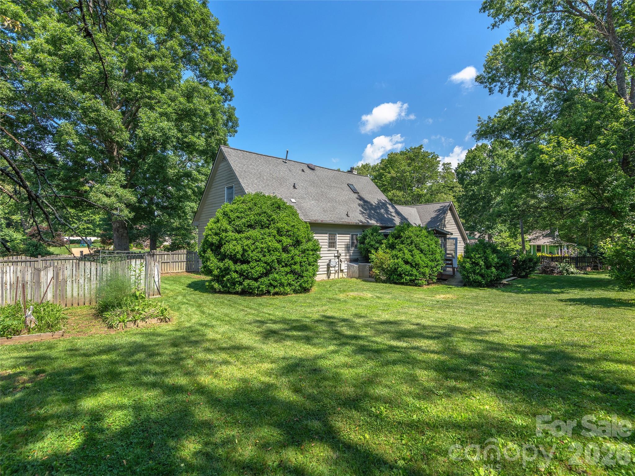 3 Carolewood Drive