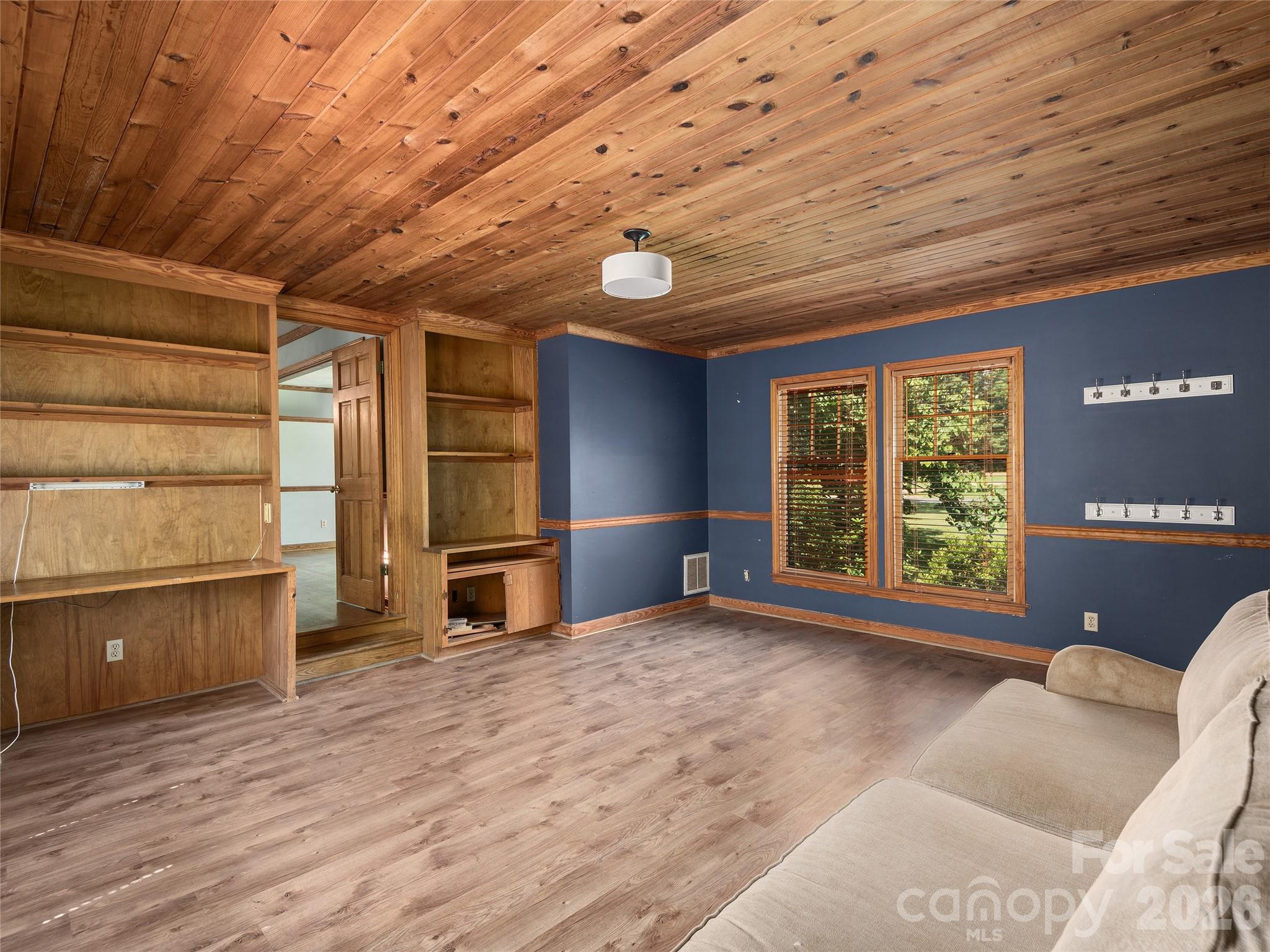 3 Carolewood Drive