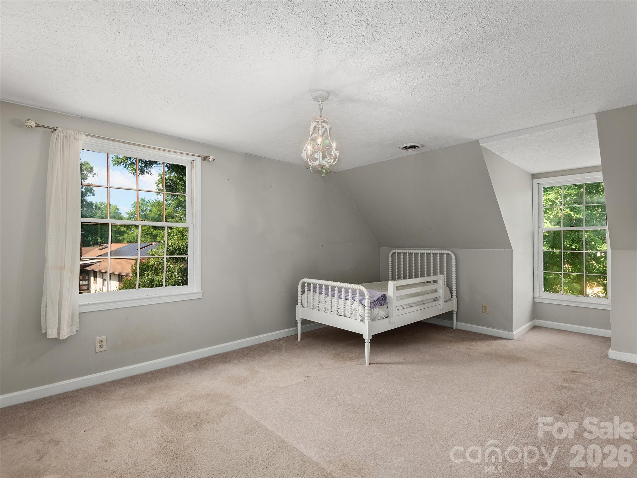 3 Carolewood Drive