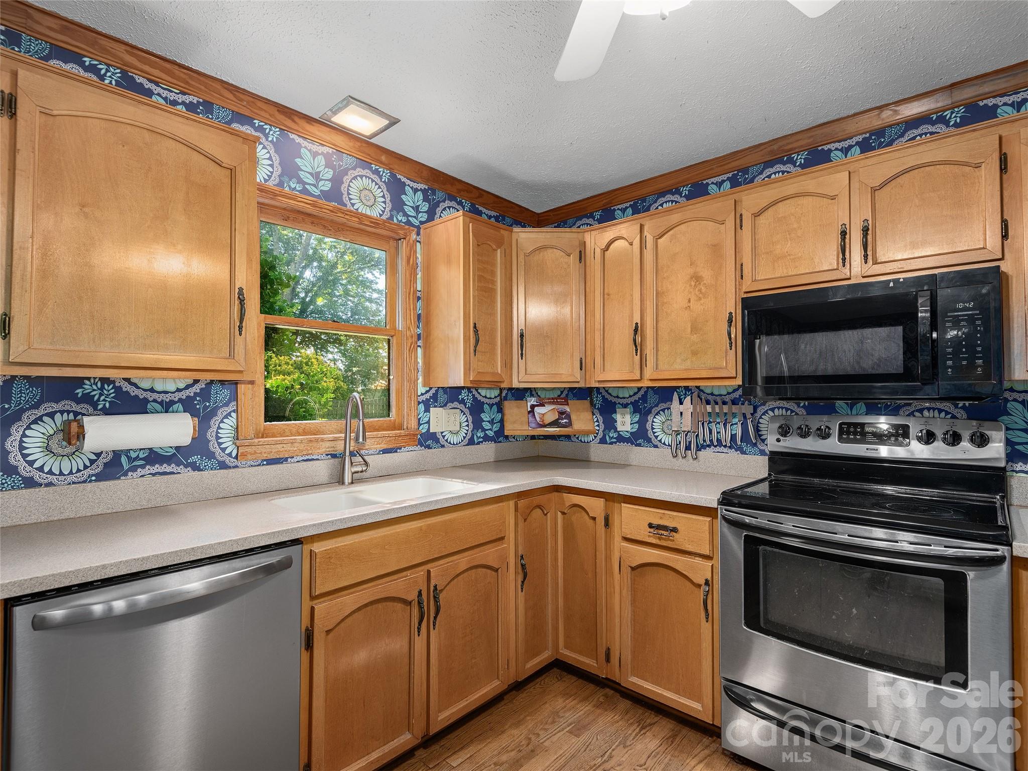 3 Carolewood Drive