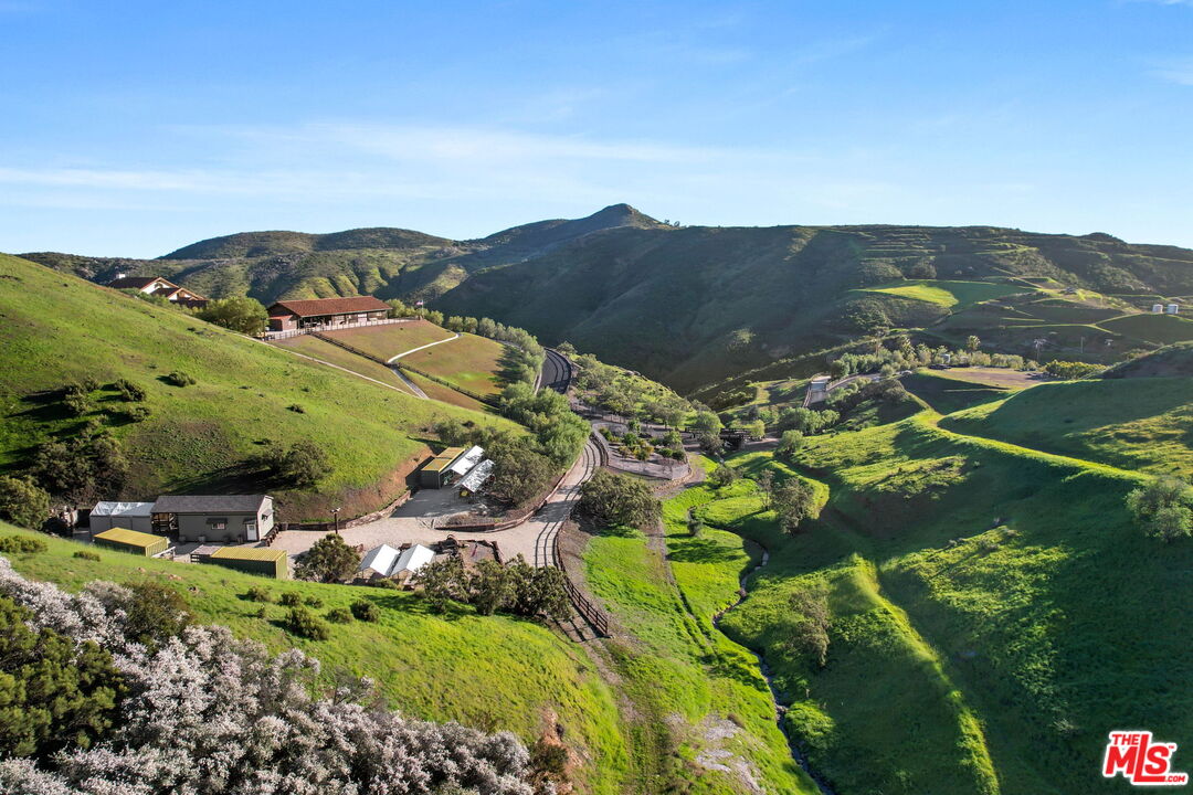 12486 Yerba Buena Rd