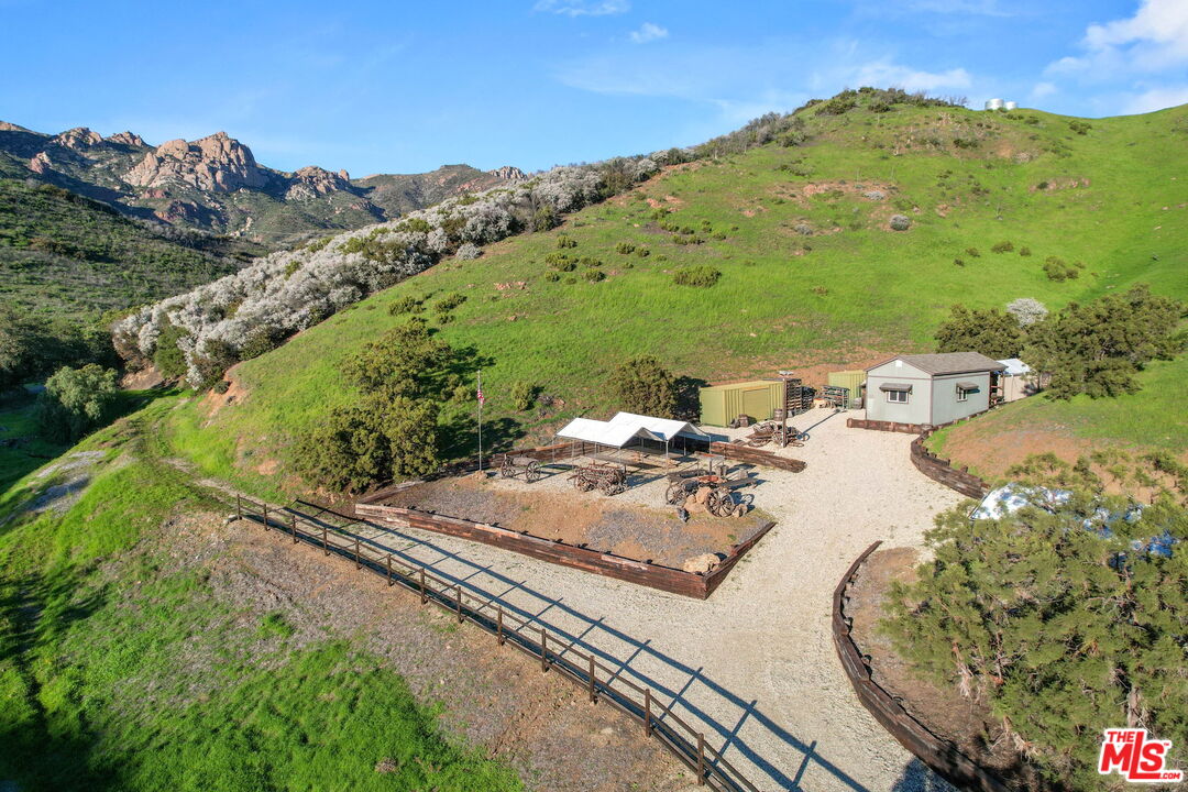 12486 Yerba Buena Rd
