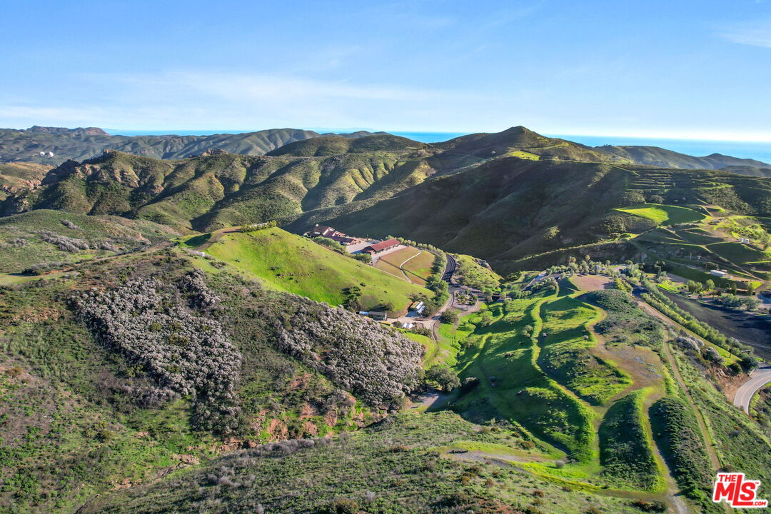 12486 Yerba Buena Rd