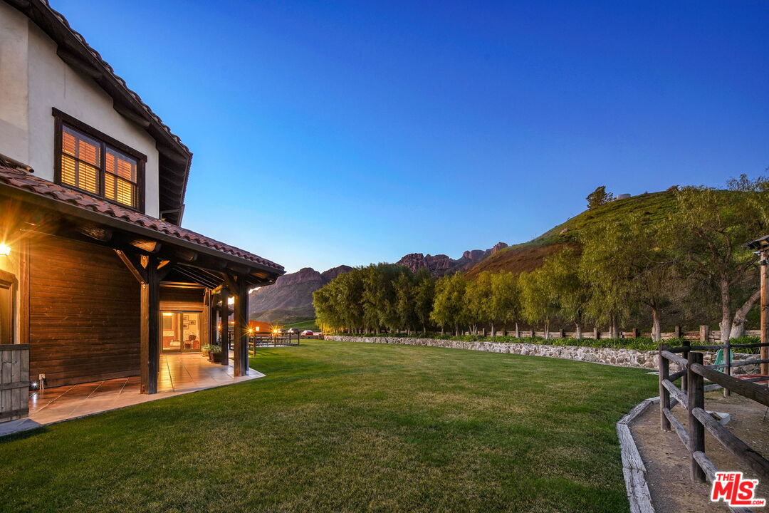 12486 Yerba Buena Rd