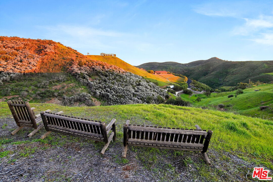 12486 Yerba Buena Rd