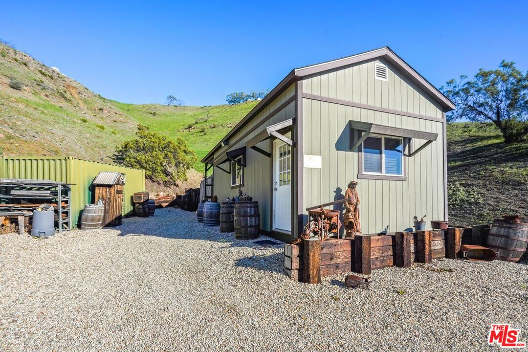 12486 Yerba Buena Rd