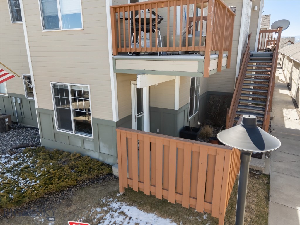 859 Forestglen 4D