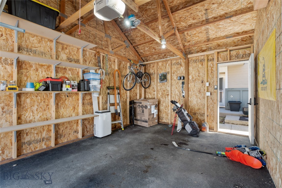 859 Forestglen 4D