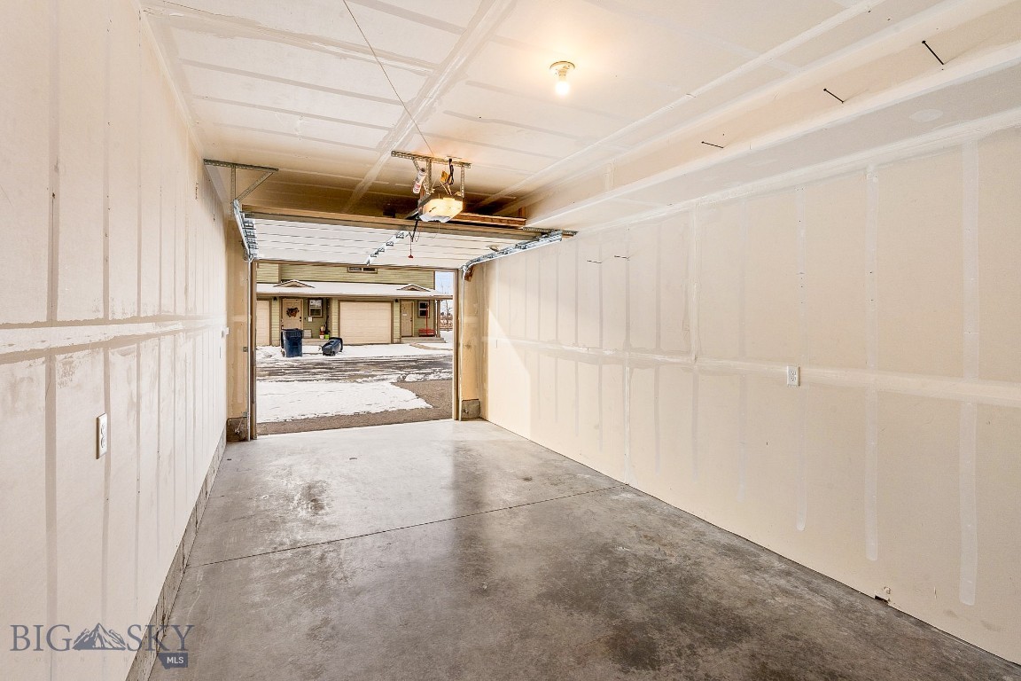 2755 Fen Way B